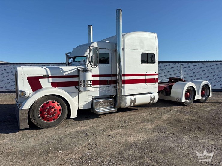 2005-peterbilt-379-image-5