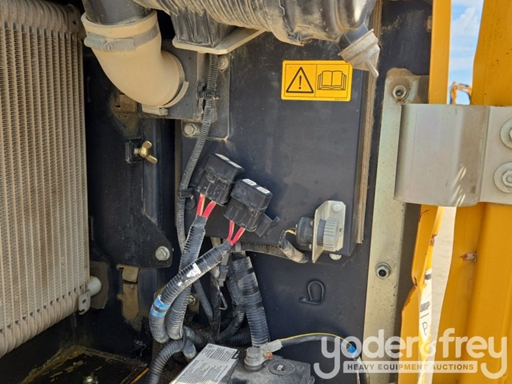 deere-60g-image-33