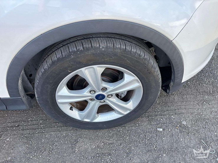 2015-ford-escape-image-25