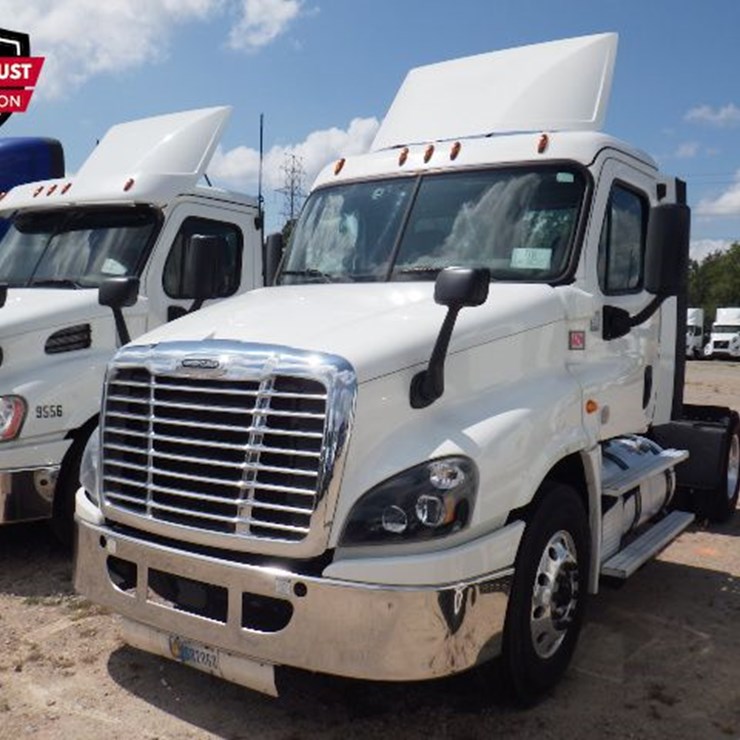 2019 FREIGHTLINER CASCADIA 125