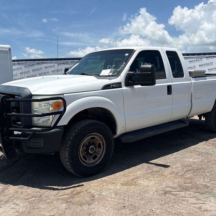 2016 FORD F350
