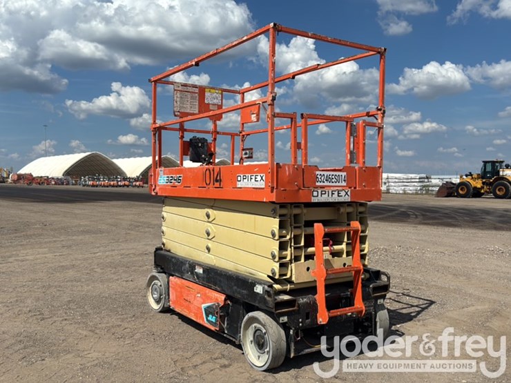 2021-jlg-es3246-image-3