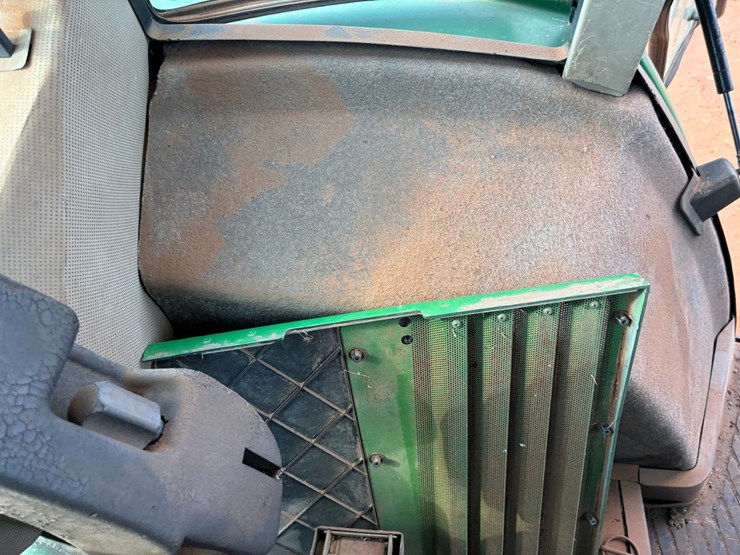 john-deere-6300-image-18