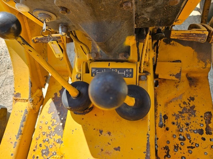 john-deere-301-image-37