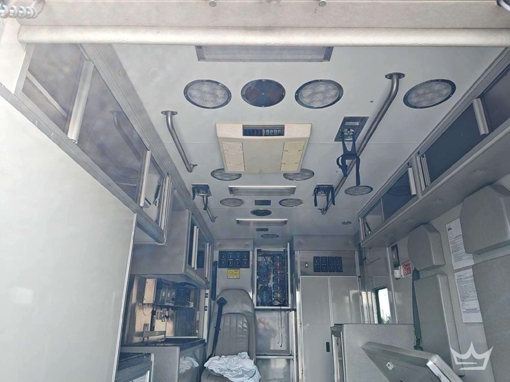 2011-international-durastar-4300-image-47