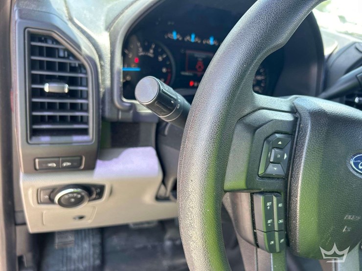 2017-ford-f150-image-15