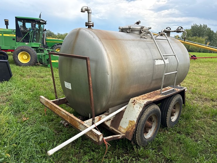 #664-•-500-gallon-water-tank-trailer-image-4