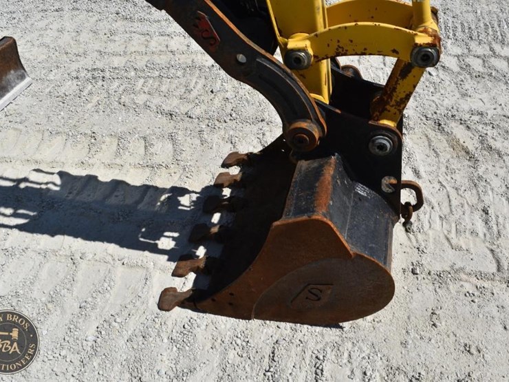 komatsu-pc45mr-5-image-16