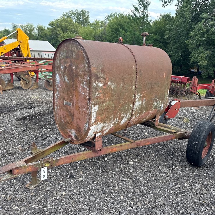 #745 • 200 Gallon Oil Tank