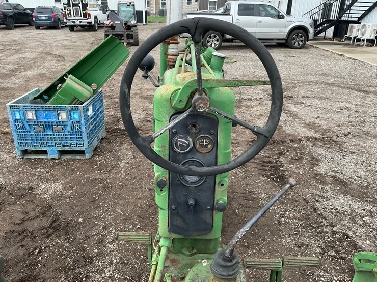 1953-john-deere-40-image-12