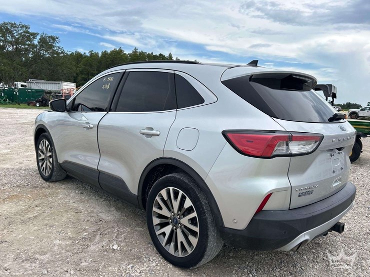 2020-ford-escape-image-4
