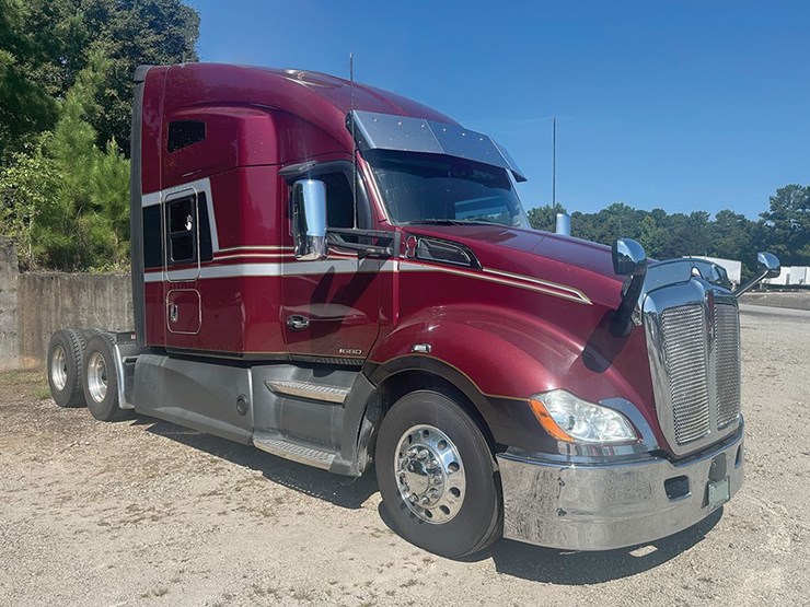 2018-kenworth-t680-image-1