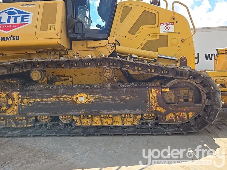 2018-komatsu-d61exi-24-image-15