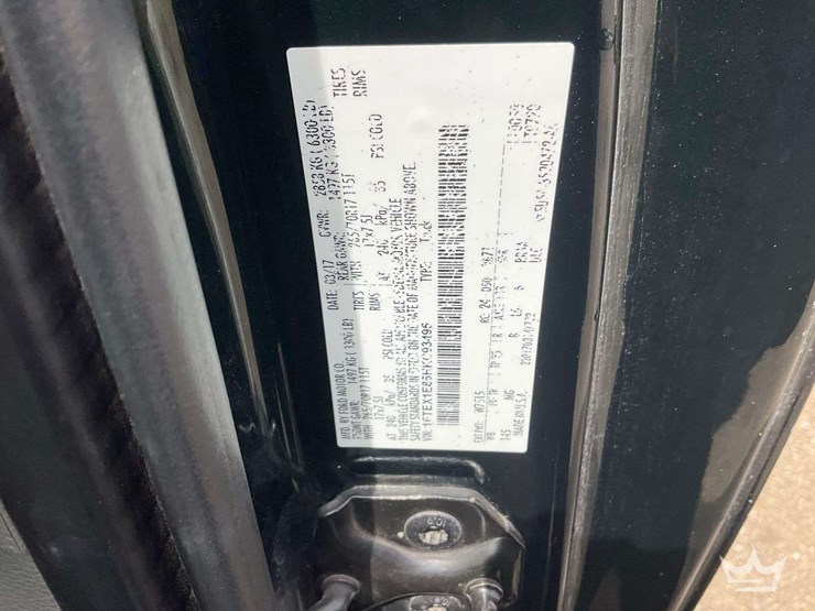 2017-ford-f150-image-5