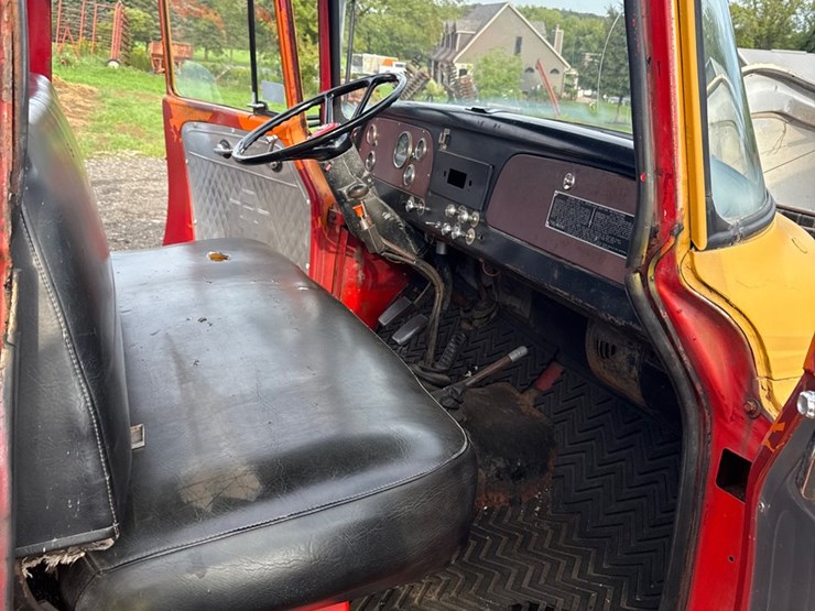 #760-•-1972-international-harvester-custom-truck-image-19