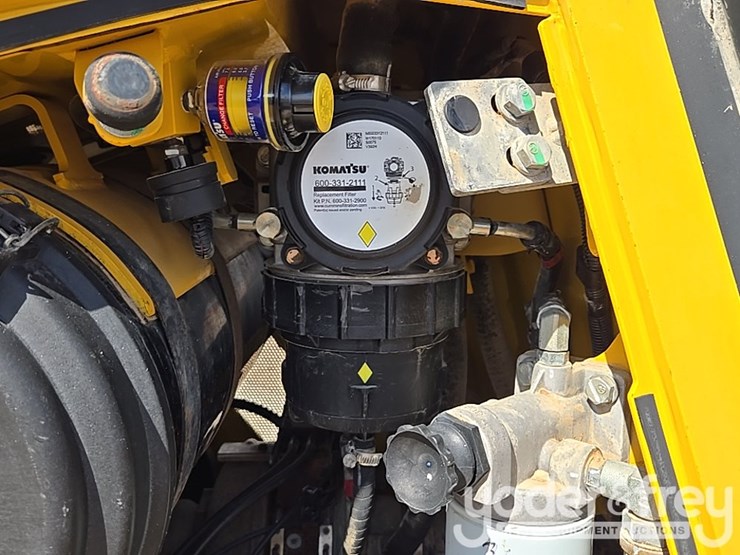 2018-komatsu-d61exi-24-image-42