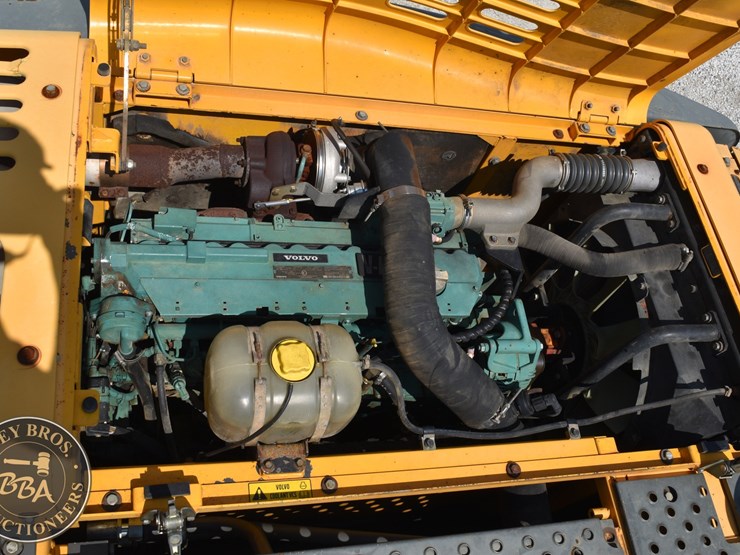2008-volvo-ec240cl-image-40