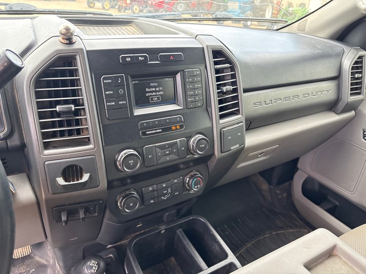2019-ford-f350-image-11