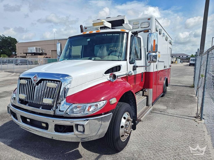 2011-international-durastar-4300-image-1