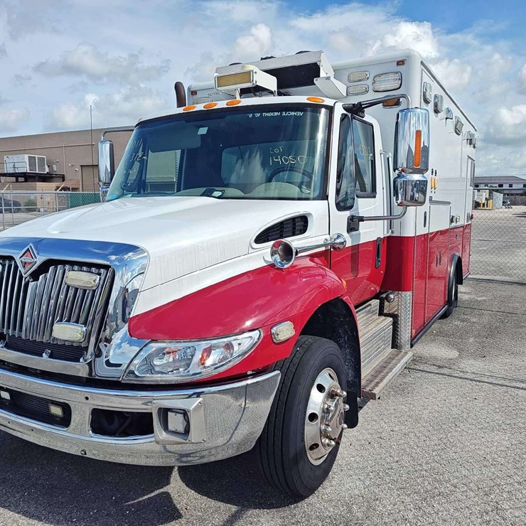 2011 INTERNATIONAL DURASTAR 4300