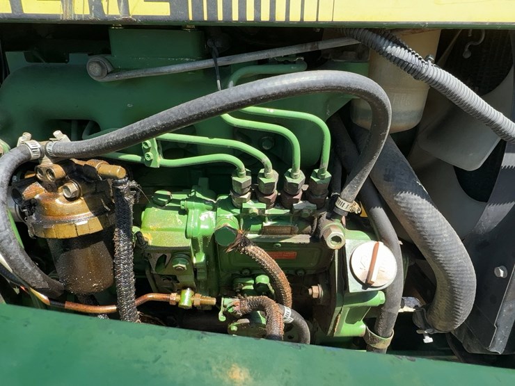 1992-john-deere-1070-image-21