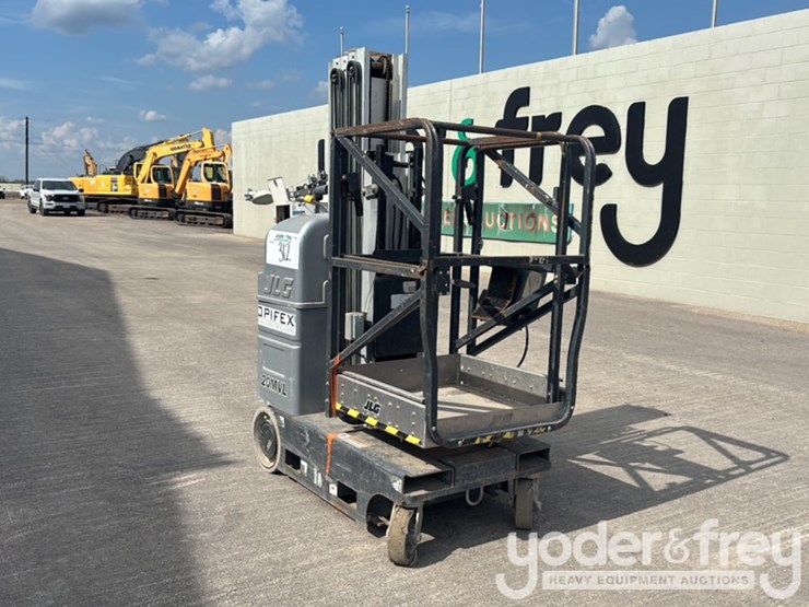 2021-jlg-20mvl-image-3