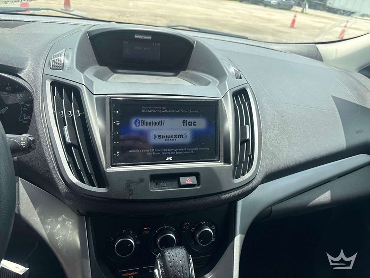 2015-ford-escape-image-14