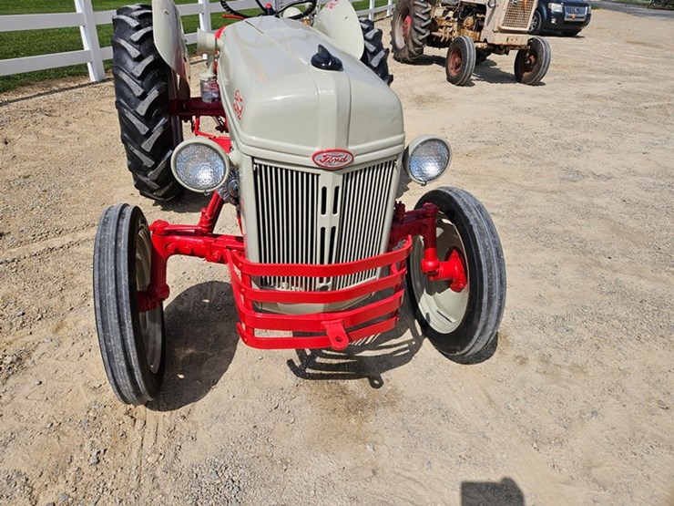 ford-8n-image-9