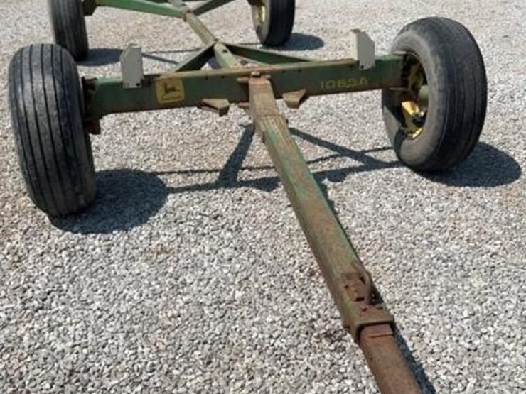 john-deere-1065a-image-1