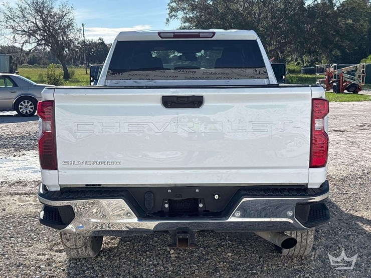 2024-chevrolet-silverado-2500-image-27