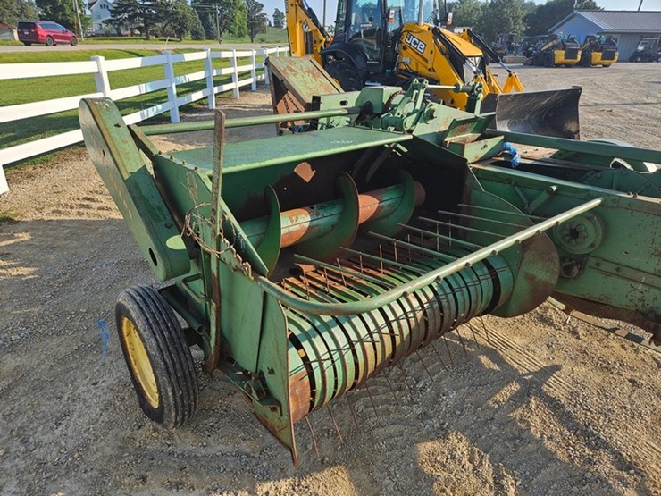 john-deere-214-image-17
