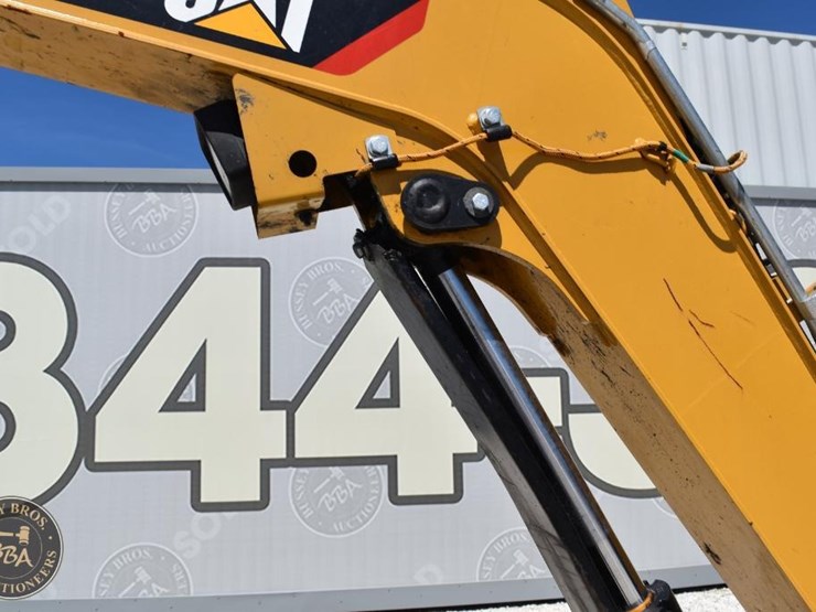 2019-caterpillar-303e-cr-image-24