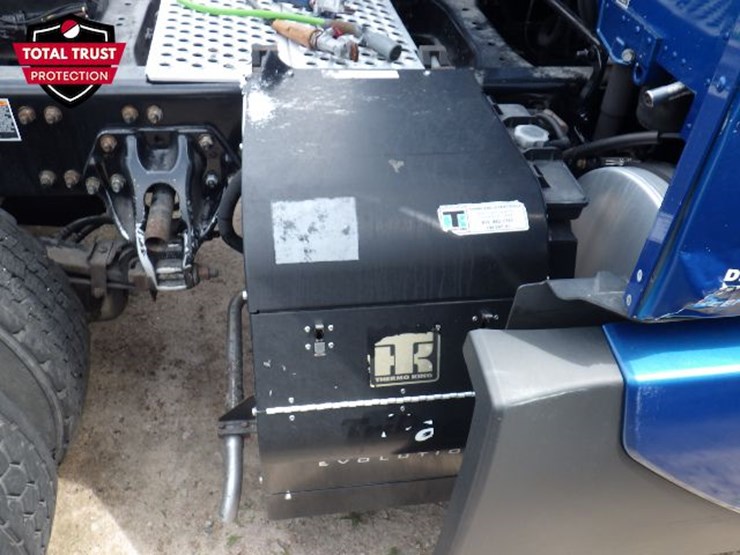 2023-kenworth-t680-image-14