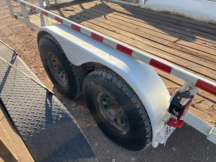 2005-texas-bragg-12’-x-6.5’-t/a-bumper-pull-utility-trailer-image-6