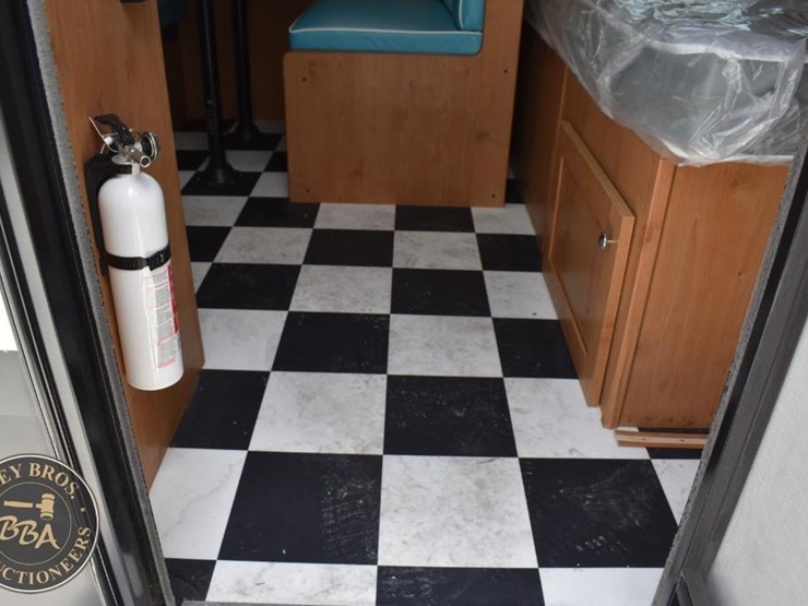 2022-riverside-rv-retro-190bh-46275-image-26
