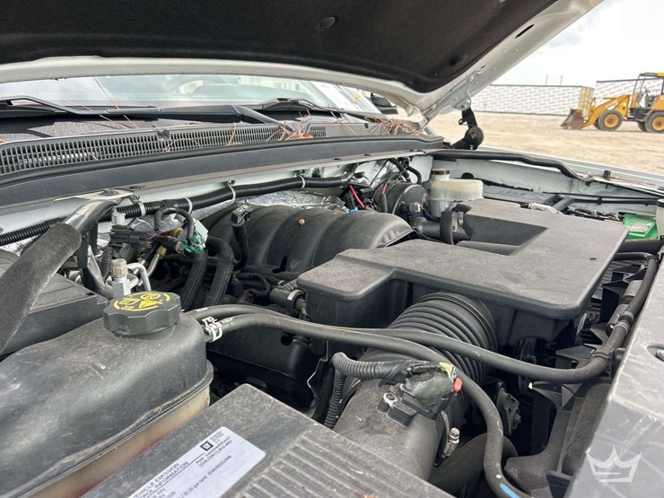 2018-chevrolet-tahoe-image-9