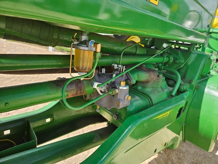 john-deere-b-image-13