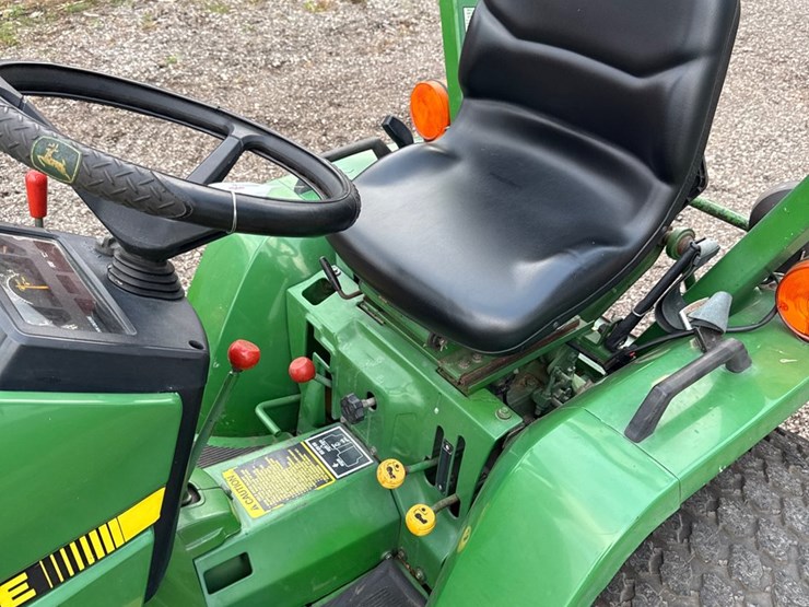 john-deere-670-image-11