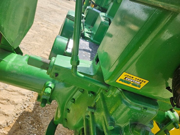john-deere-b-image-25