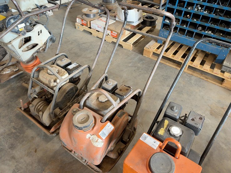mikasa-plate-compactor-image-1
