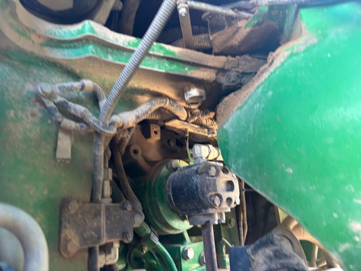 2019-john-deere-9570r-image-31
