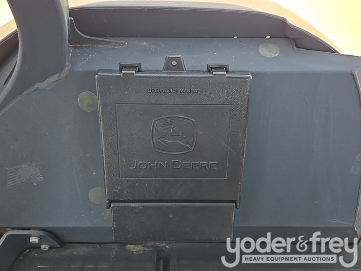 2014-deere-310k-ep-image-53