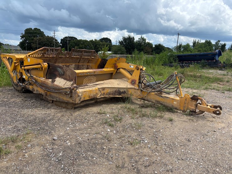 deere-1812c-image-5