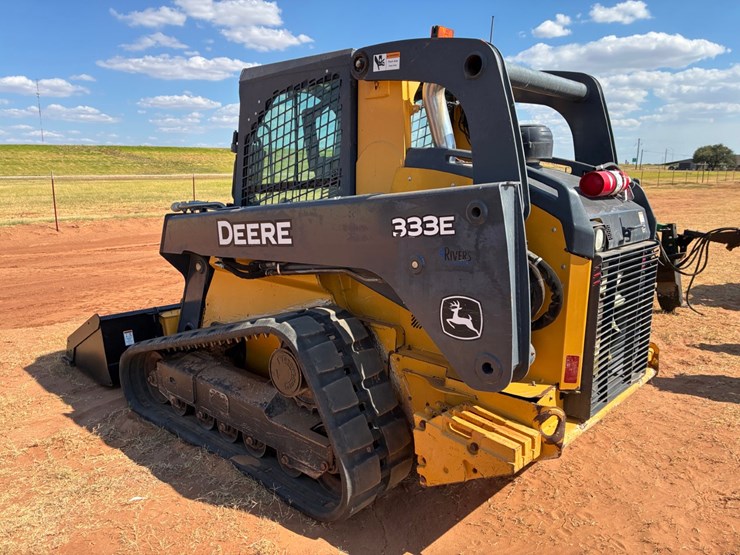deere-333e-image-4