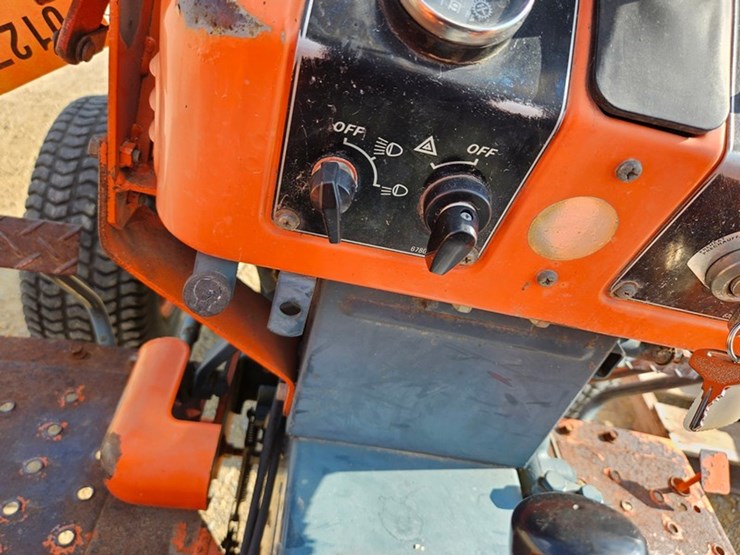 kubota-b8200-image-28