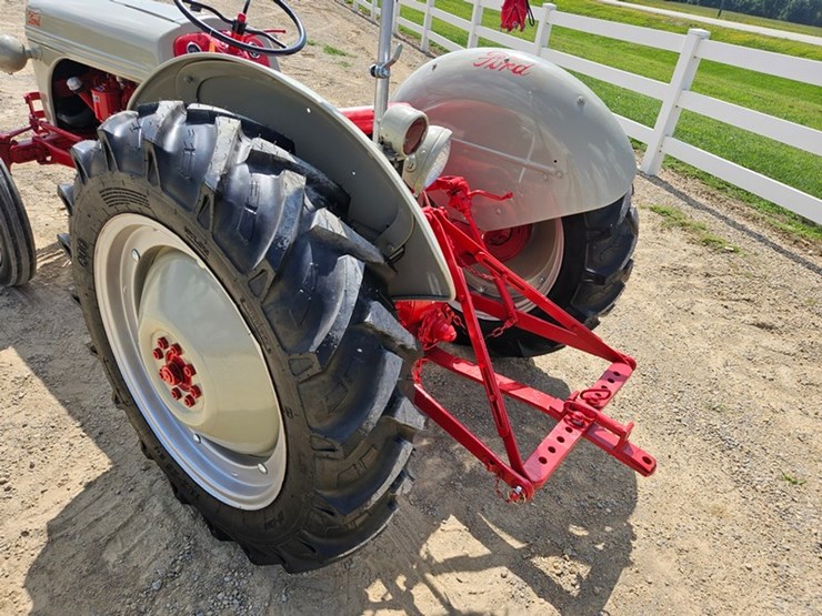 ford-8n-image-56