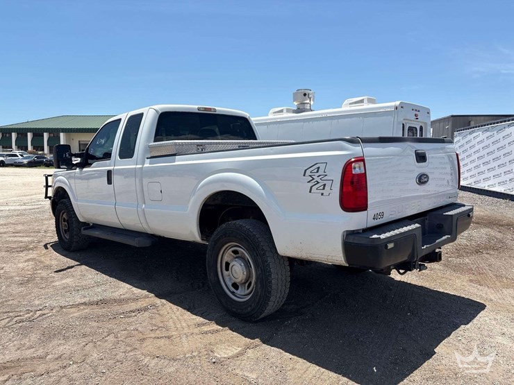 2016-ford-f350-image-4