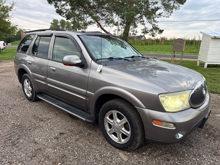2005-buick-rainier-cxl-image-7