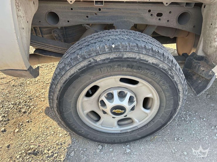 2019-chevrolet-silverado-2500-image-28