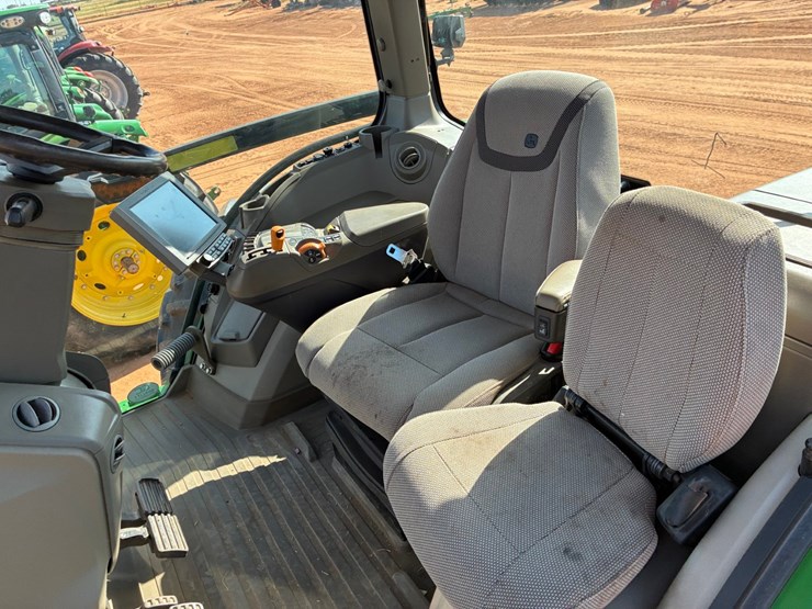 john-deere-7r-210-image-13